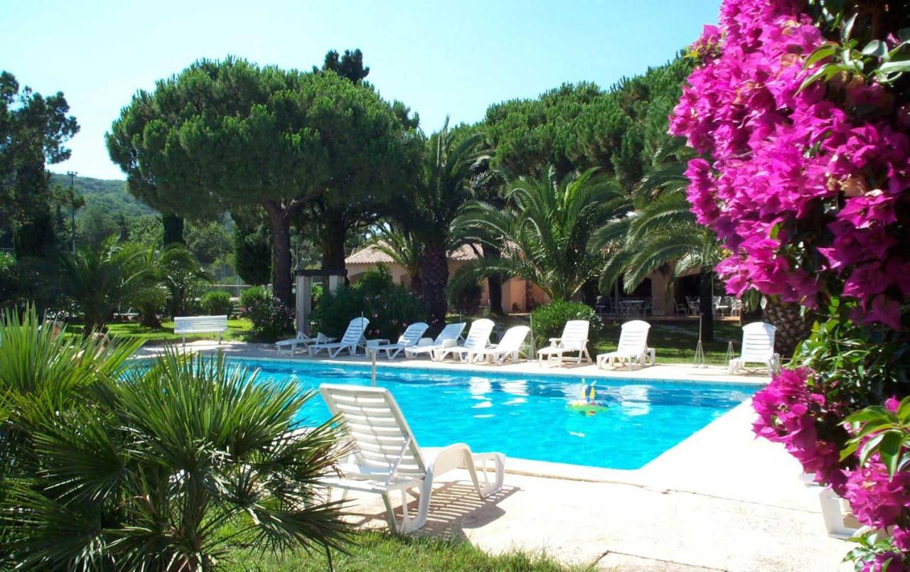 Camp De Base Dei Marres Hotel Ramatuelle Exterior photo