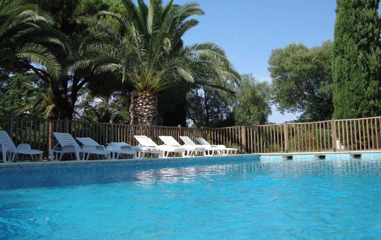 Camp De Base Dei Marres Hotel Ramatuelle Exterior photo